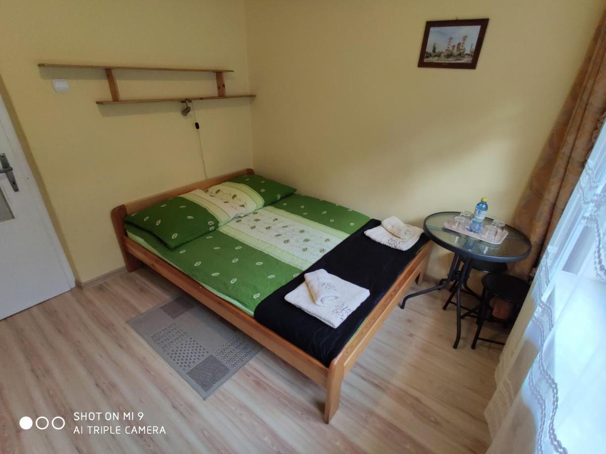 Apartament-Studio, Pokoje U Lucy Rabka-Zdrój Exterior foto