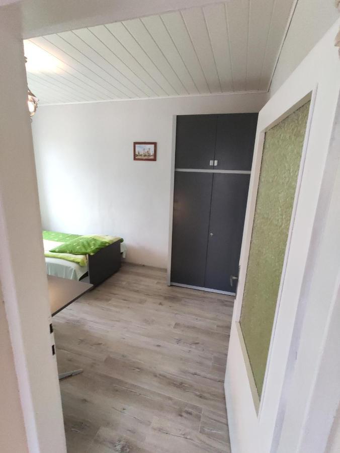 Apartament-Studio, Pokoje U Lucy Rabka-Zdrój Exterior foto