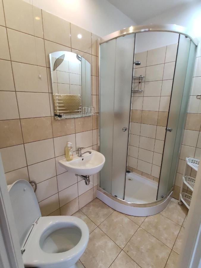 Apartament-Studio, Pokoje U Lucy Rabka-Zdrój Exterior foto